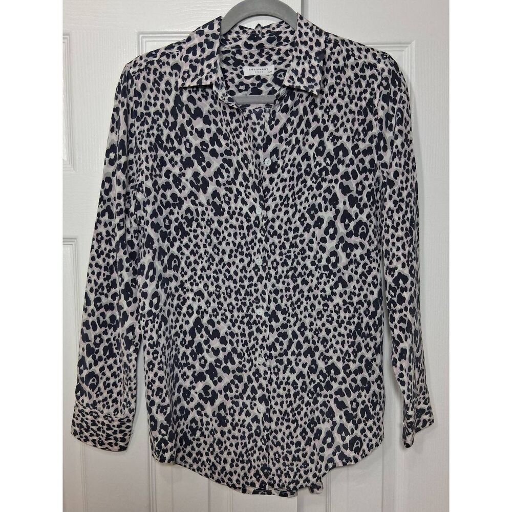 Equipment womens small 100% silk blouse animal print shirt gray shirt pale pink - Picture 3 of 8